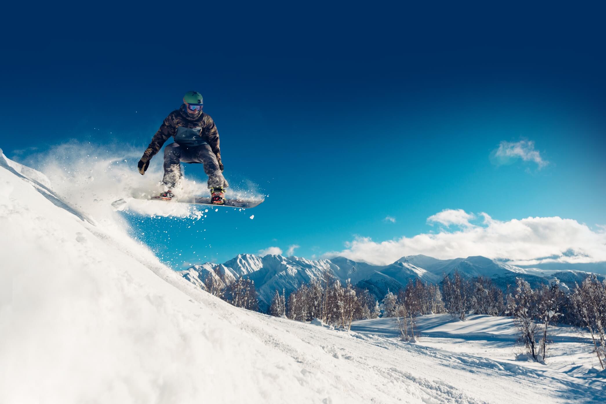 Bild eines Snowboarders